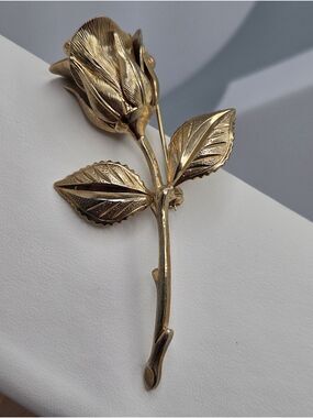 Vintage Gold Tone Rose Brooch Detailed Floral Pin 2.75" Classic Statement
